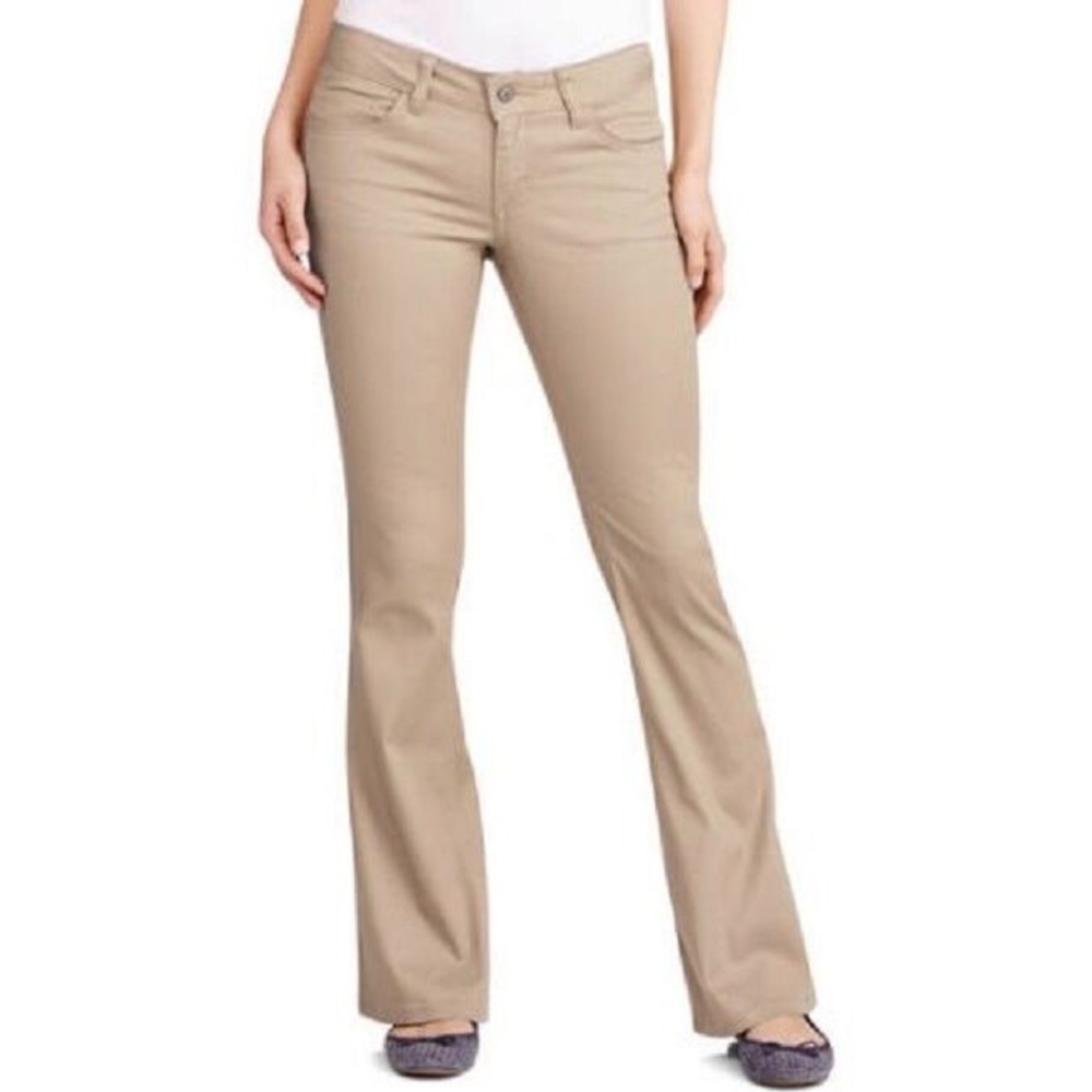 Genuine Dickies Khaki Bootcut
Juniors Pants, Size 7